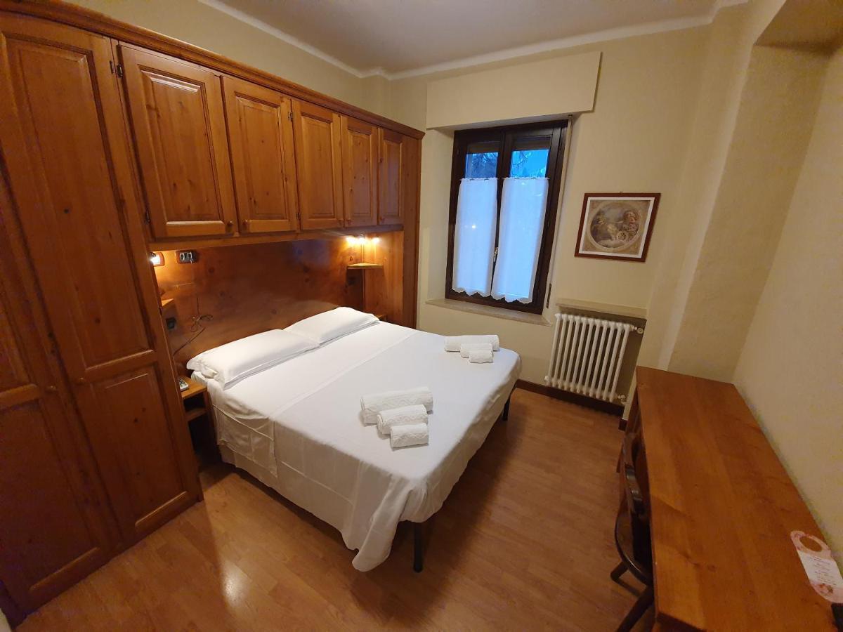 Limone Palace Aparthotel Limone Piemonte Exterior foto