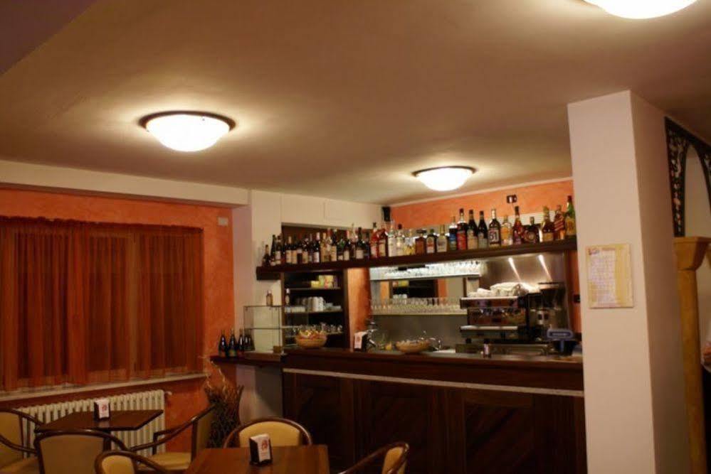 Limone Palace Aparthotel Limone Piemonte Exterior foto